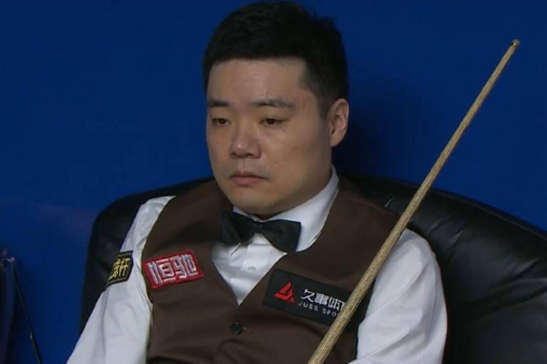 公交车被cao到合不拢腿
