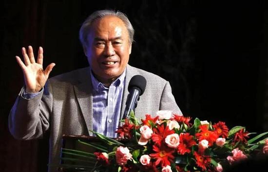 猛烈顶弄h禁欲老师h春潮视频